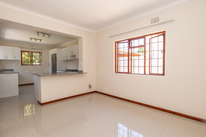3 Bedroom Property for Sale in Meadowridge Western Cape
